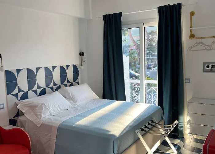 Blu D Alia Exclusive Alojamento de Acomodação e Pequeno-almoço Ísquia