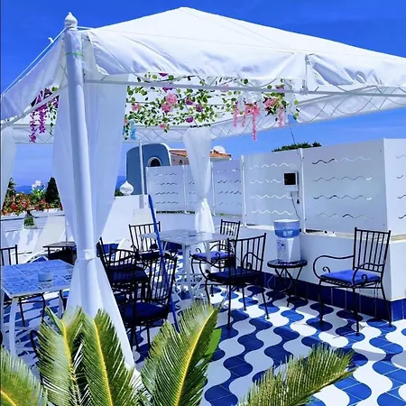 Alojamento de Acomodação e Pequeno-almoço Blu D Alia Exclusive *